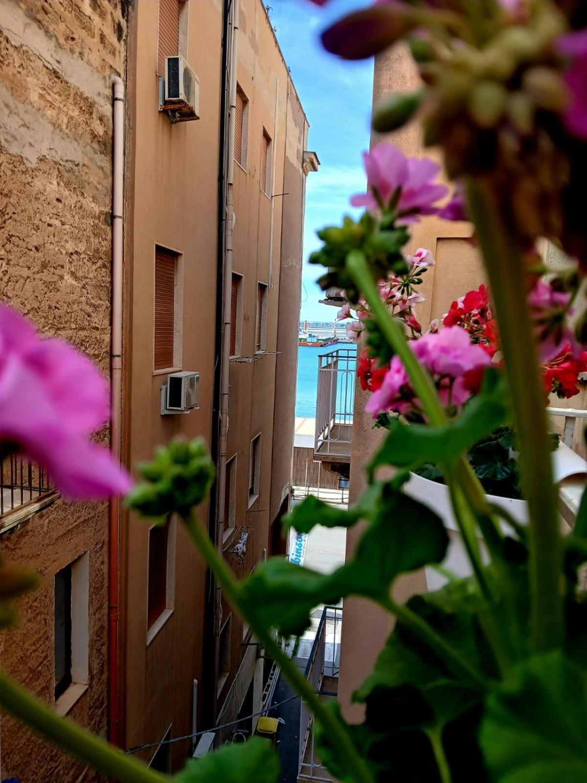 A Casa Tutti Bene Trapani Exterior foto